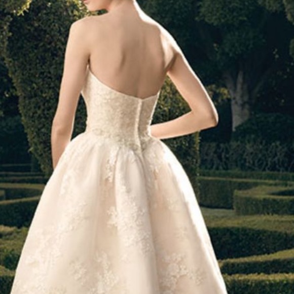 Casablanca wedding dress - Picture 6 of 14